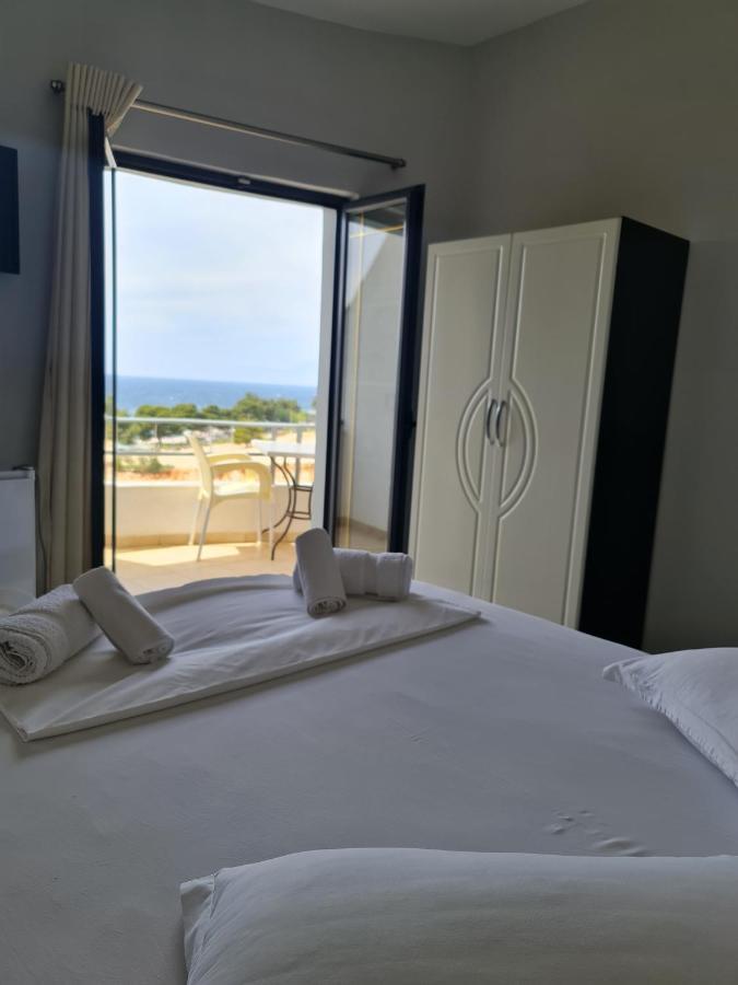 Hotel Ardiani Ксаміл Екстер'єр фото