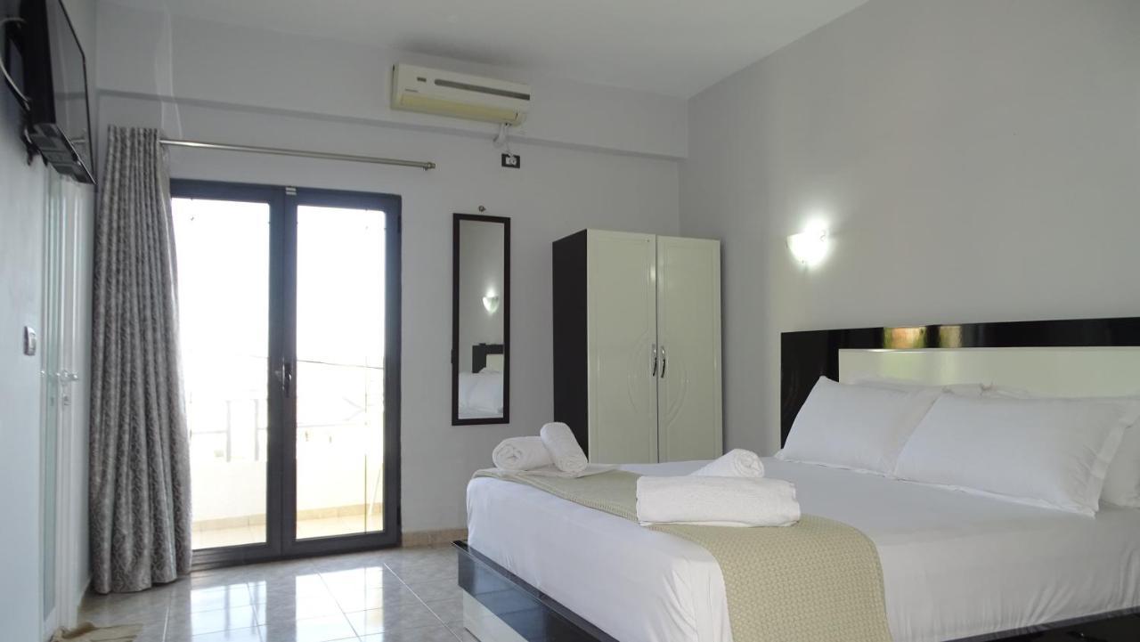 Hotel Ardiani Ксаміл Екстер'єр фото