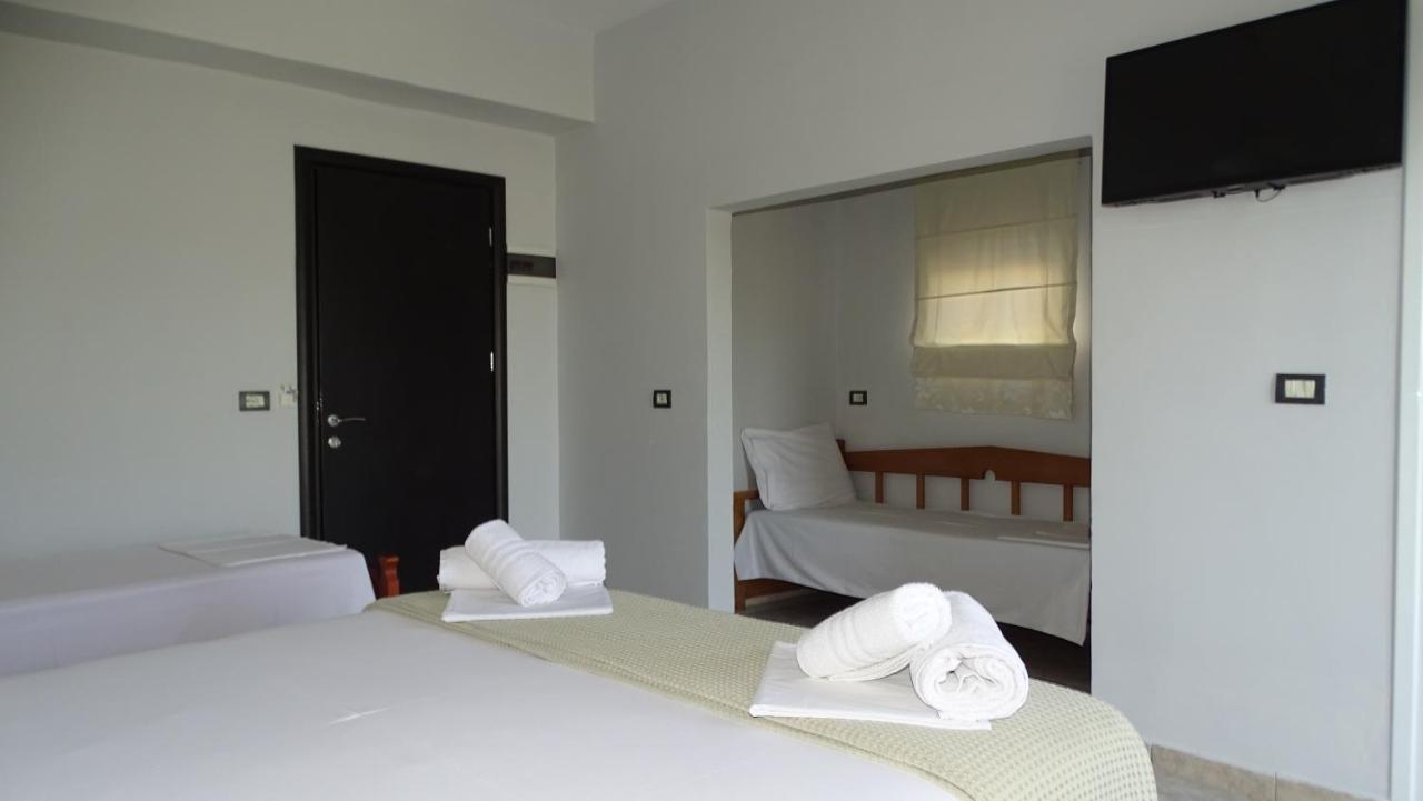 Hotel Ardiani Ксаміл Екстер'єр фото